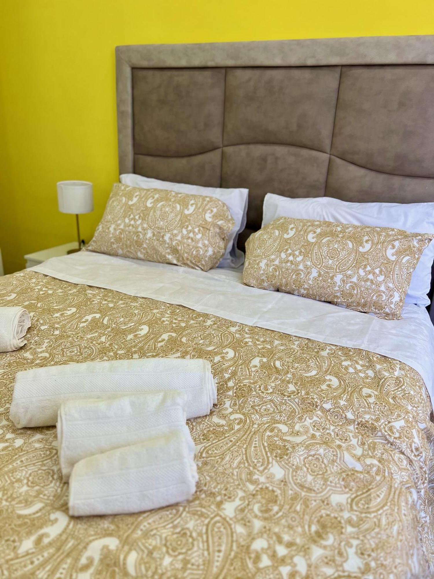 7 House Apartment Neapel